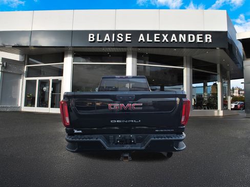 Used 2021 GMC Sierra 2500 Denali image 6