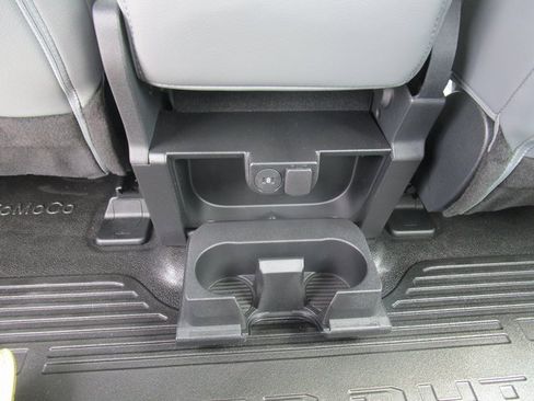 New 2025 Ford F250 XL w/ FX4 Off-Road Package image 17