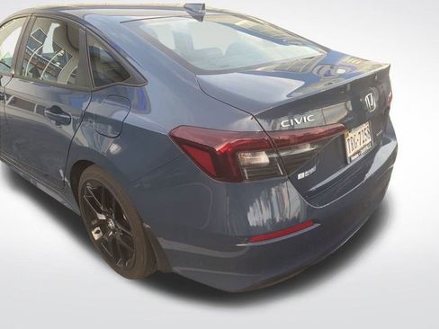Certified 2025 Honda Civic Sport image 18