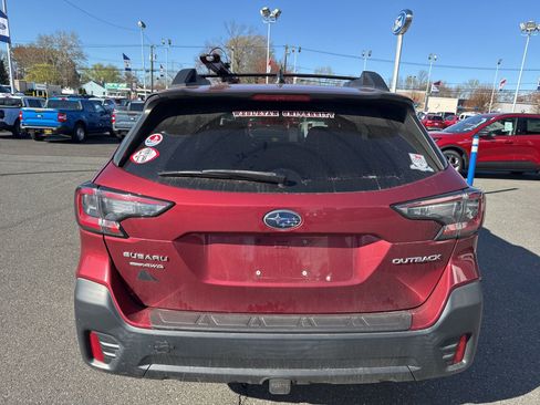Used 2021 Subaru Outback Premium image 7
