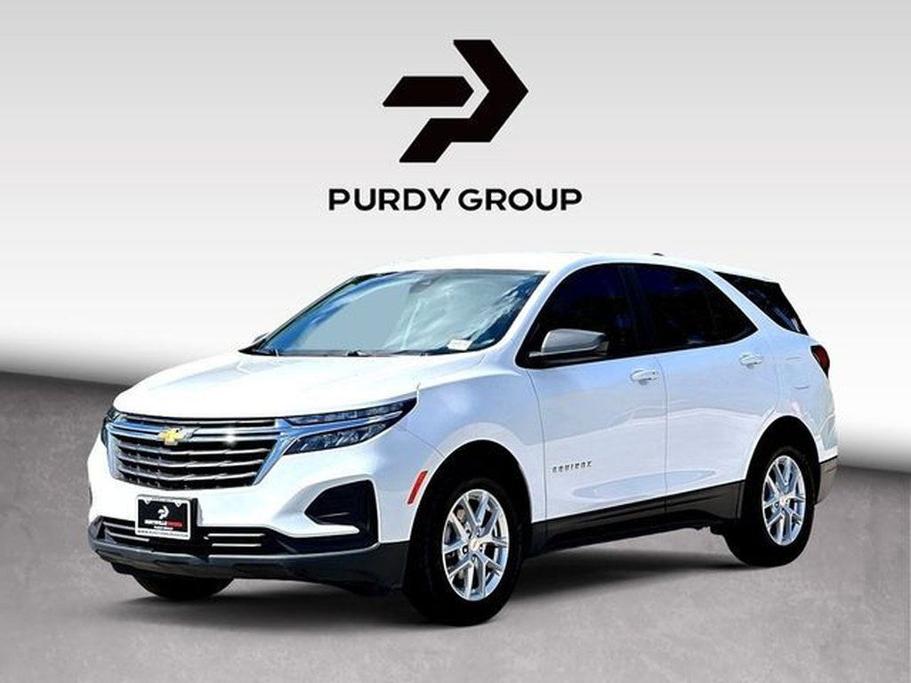 Used 2024 Chevrolet Equinox LS w/ LS Convenience Package FWD image 4