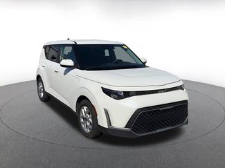 Used 2025 Kia Soul LX w/ LX Technology Package FWD video 2
