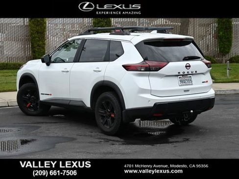 Used 2025 Nissan Rogue SV w/ Rock Creek Premium Package AWD/4WD image 4