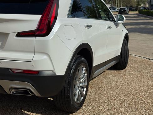 Used 2020 Cadillac XT4 Premium Luxury w/ Driver Awareness Package image 4