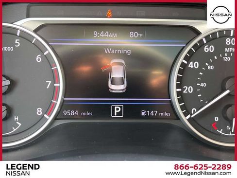 Used 2023 Nissan Sentra SR w/ SR Premium Package FWD image 28