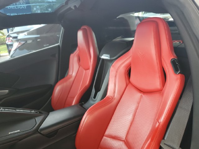 Used 2022 Chevrolet Corvette Stingray Coupe w/ Engine Appearance Package RWD image 11