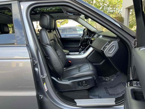 Used 2020 Land Rover Range Rover Sport HSE AWD/4WD image 42