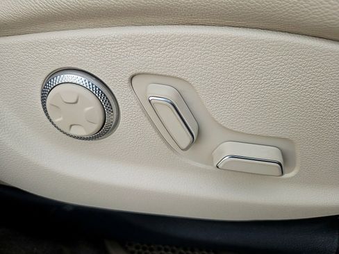 Used 2021 Genesis GV80 3.5T Advanced + image 26