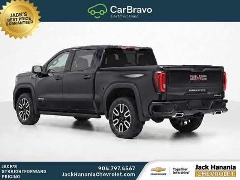 Used 2025 GMC Sierra 1500 AT4 w/ Technology Package AWD/4WD image 6