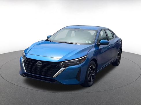 Used 2025 Nissan Sentra SV image 7