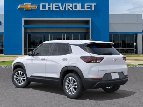 New 2026 Chevrolet TrailBlazer LS w/ LS Confidence Package FWD image 3
