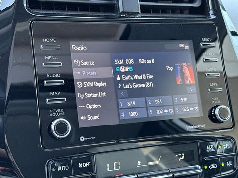 Certified 2022 Toyota Prius XLE w/ Premium Convenience Package FWD image 18