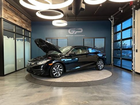 Used 2018 Honda Civic LX-P image 24