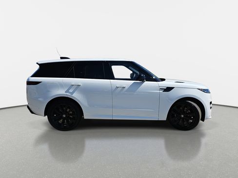 New 2025 Land Rover Range Rover Sport Dynamic SE image 4
