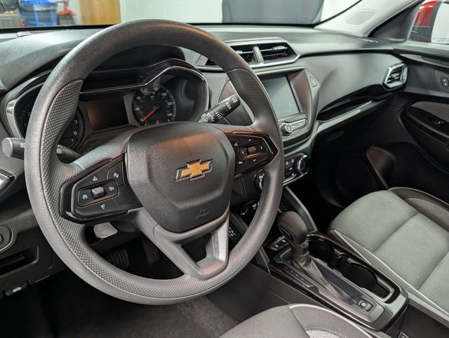 Certified 2023 Chevrolet TrailBlazer LT FWD image 17