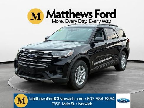 New 2026 Ford Explorer Active AWD/4WD image 1