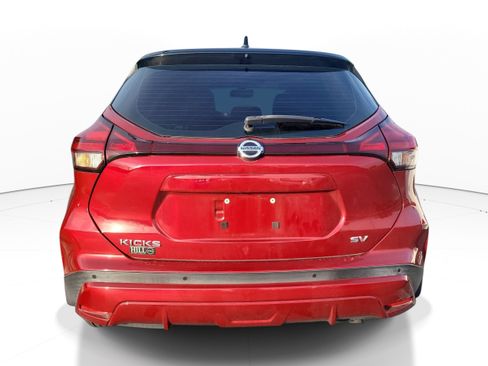 Used 2021 Nissan Kicks SV FWD image 6