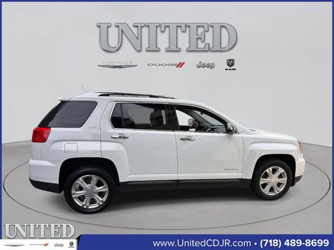 Used 2017 GMC Terrain SLT w/ Driver Alert Package I image 2