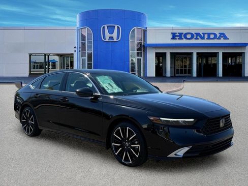 New 2026 Honda Accord Touring image 10