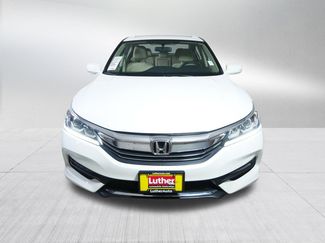 Used 2017 Honda Accord EX video 2