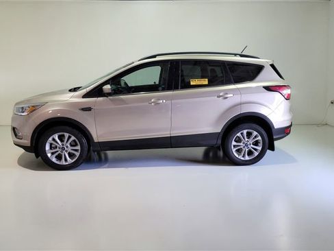 Used 2018 Ford Escape SEL image 19