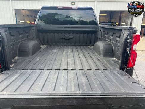 Used 2023 Chevrolet Silverado 1500 LTZ AWD/4WD image 23