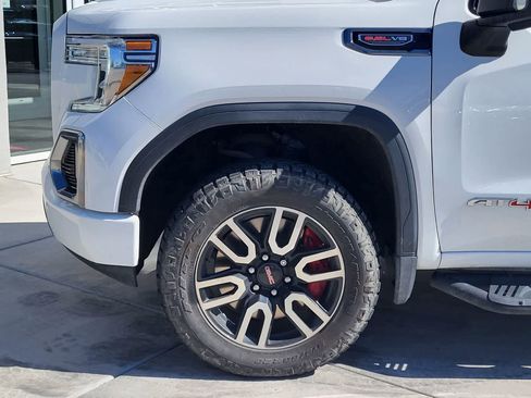 Used 2021 GMC Sierra 1500 AT4 w/ AT4 Premium Package AWD/4WD image 6