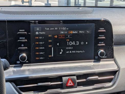 Certified 2025 Kia Seltos LX AWD/4WD image 17