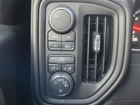 Used 2022 Chevrolet Silverado 1500 Custom AWD/4WD image 26
