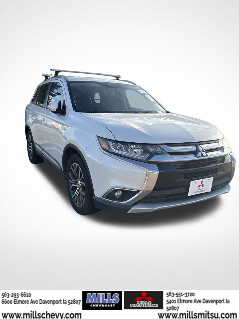 Used 2016 Mitsubishi Outlander GT AWD/4WD image 2