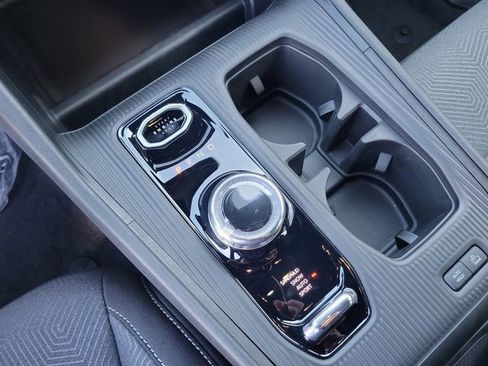 New 2026 Jeep Cherokee Laredo image 28