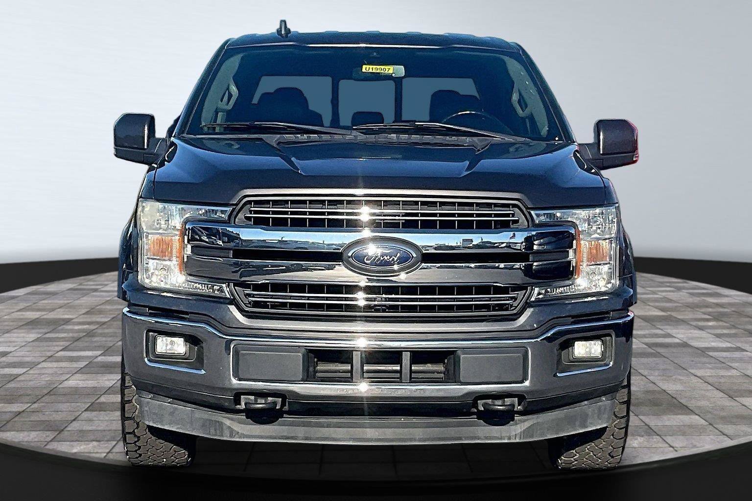 Used 2019 Ford F150 Lariat w/ Max Trailer Tow Package AWD/4WD image 2
