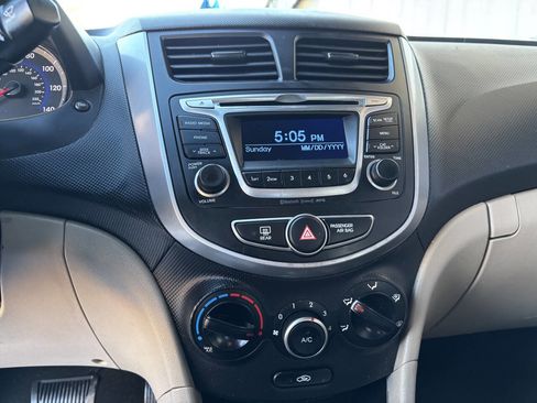 Used 2016 Hyundai Accent SE w/ Option Group 02 image 19