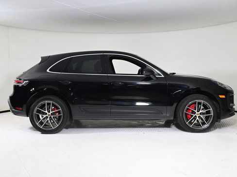 Certified 2023 Porsche Macan S image 8