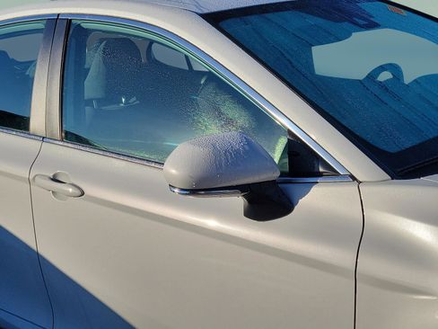 Used 2022 Toyota Camry LE image 26