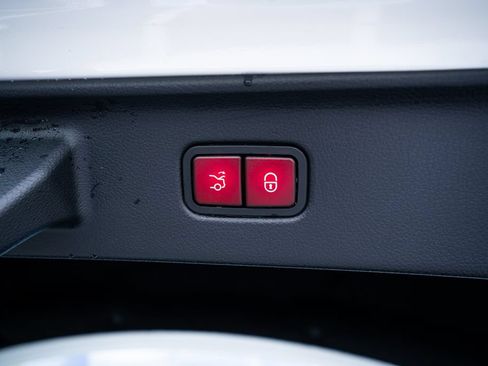 Used 2022 Mercedes-Benz S 500 4MATIC w/ Warmth & Comfort Package image 52