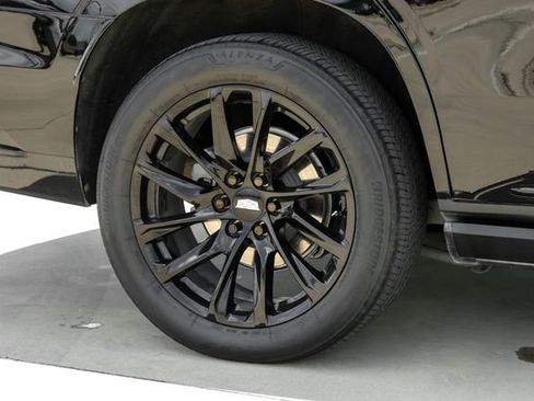 Used 2024 Cadillac Escalade Sport Platinum w/ LPO, ONYX Package AWD/4WD image 65