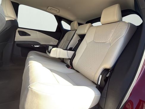 Certified 2025 Lexus RX 350 Premium Plus image 11