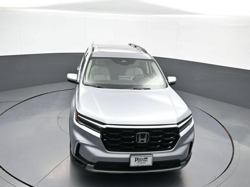 Certified 2023 Honda Pilot Touring image 37