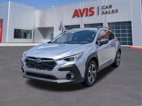 Used 2025 Subaru Crosstrek 2.0i Premium AWD/4WD image 1