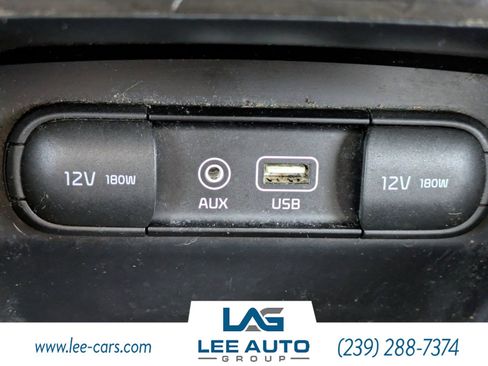 Used 2018 Kia Sorento EX image 27