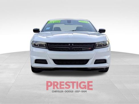 Used 2023 Dodge Charger SXT image 3