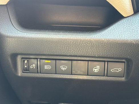 Used 2021 Toyota RAV4 XLE Premium AWD/4WD image 26