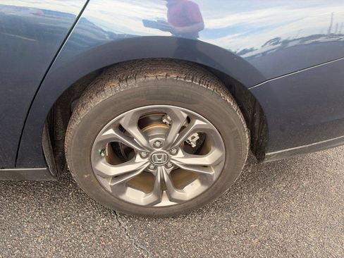 Used 2024 Honda Accord EX image 11