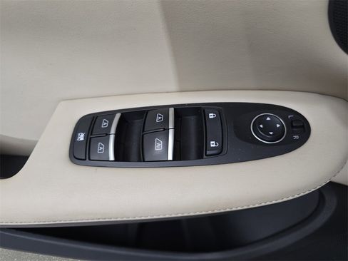 Used 2019 INFINITI QX50 Essential w/ Premium Heat Package image 31