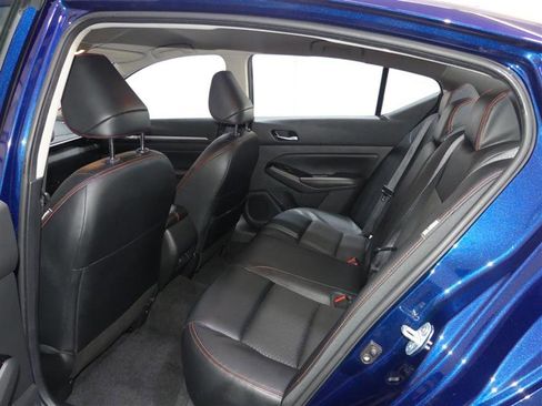 Used 2024 Nissan Altima 2.5 SR image 26