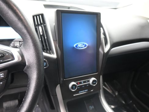 Used 2021 Ford Edge SEL w/ Convenience Package image 15