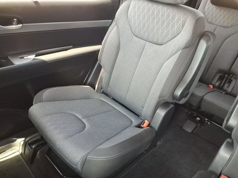 Used 2020 Hyundai Palisade SEL w/ Convenience Package FWD image 16