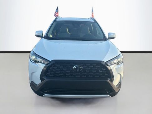 Used 2023 Toyota Corolla Cross LE w/ Moonroof Package AWD/4WD image 2