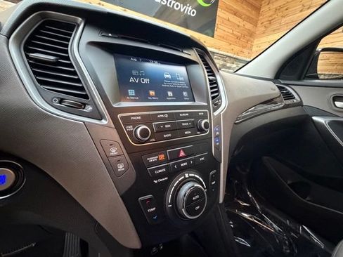 Used 2018 Hyundai Santa Fe Sport w/ 2.4L Value Package 02 AWD/4WD image 21